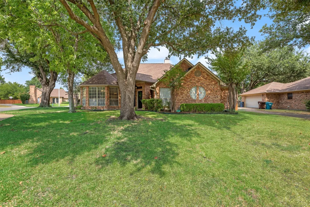 2421 E Windsor Drive Denton, TX 76209