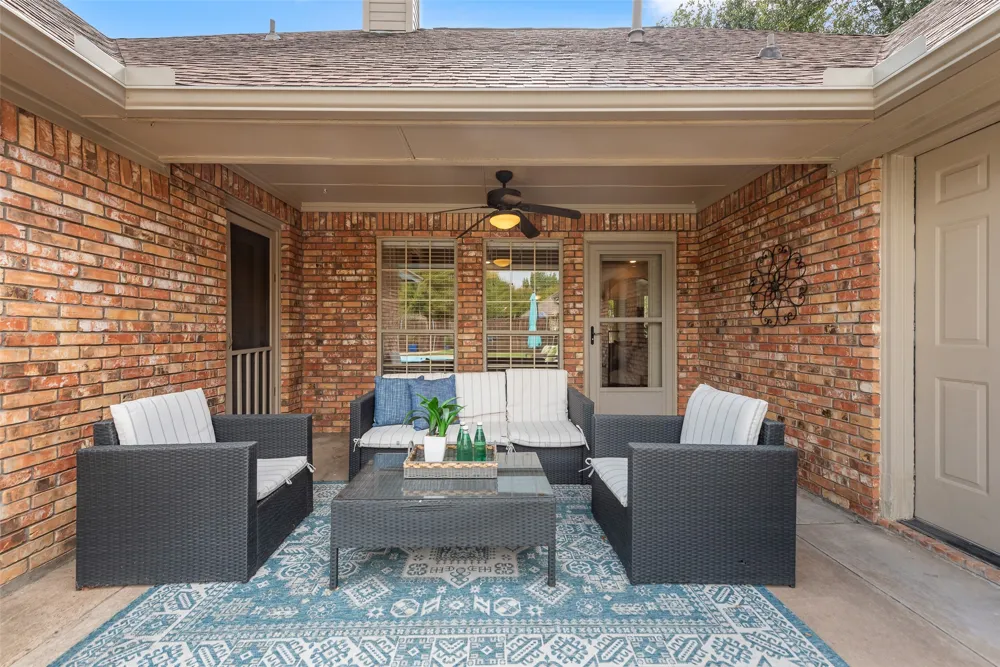 2421 E Windsor Drive Denton, TX 76209
