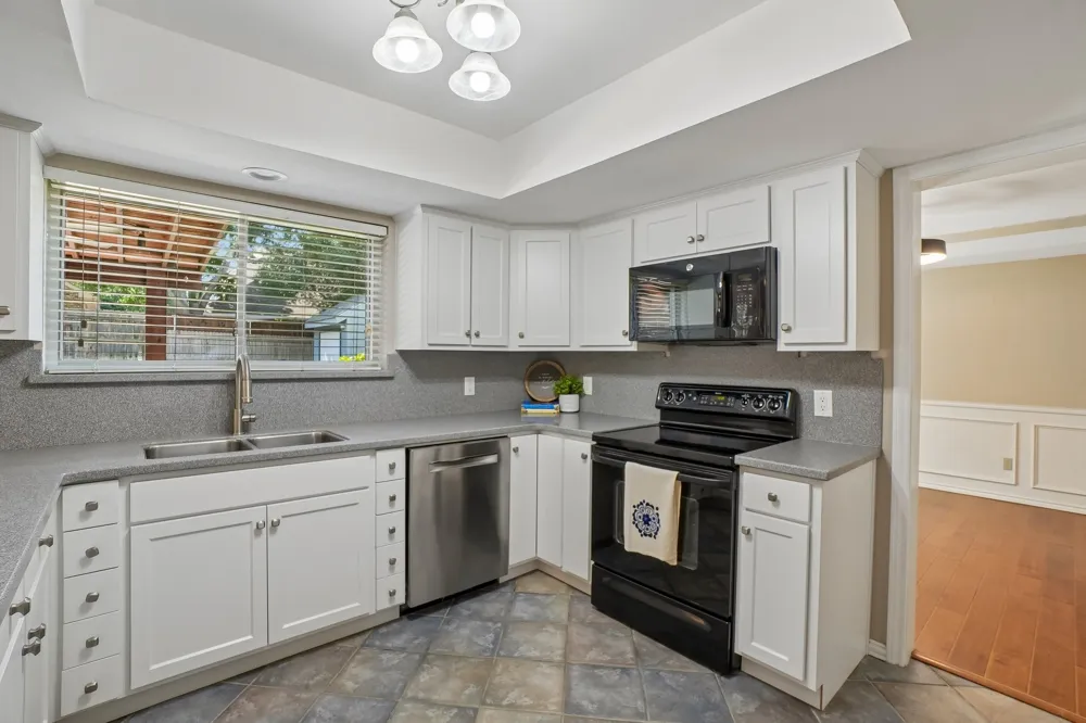 3231 Summerfield Drive Grapevine, TX 76051