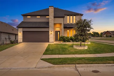 1802 Balfour Bend