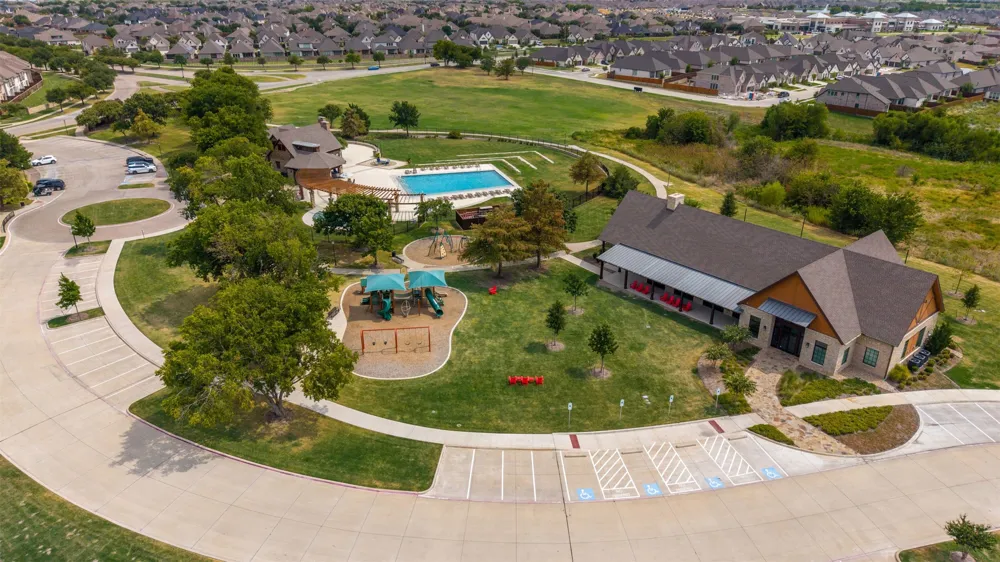 1802 Balfour Bend Forney, TX 75126