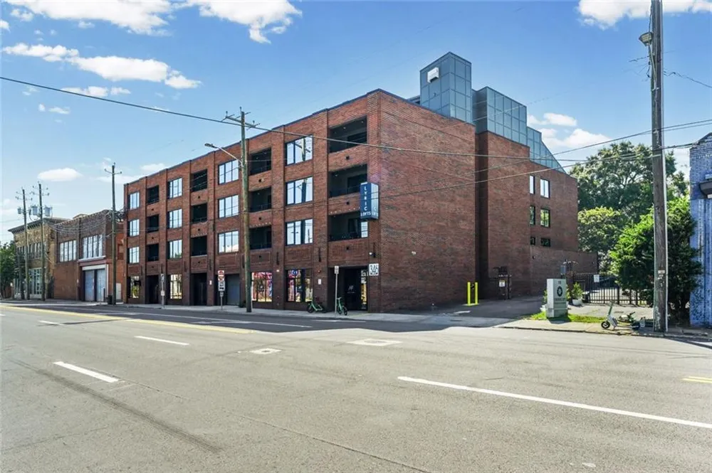 346 Peters Street SW #203 Atlanta, GA 30313
