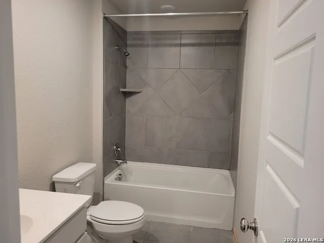 1108 RIVER WOOD Seguin, TX 78155
