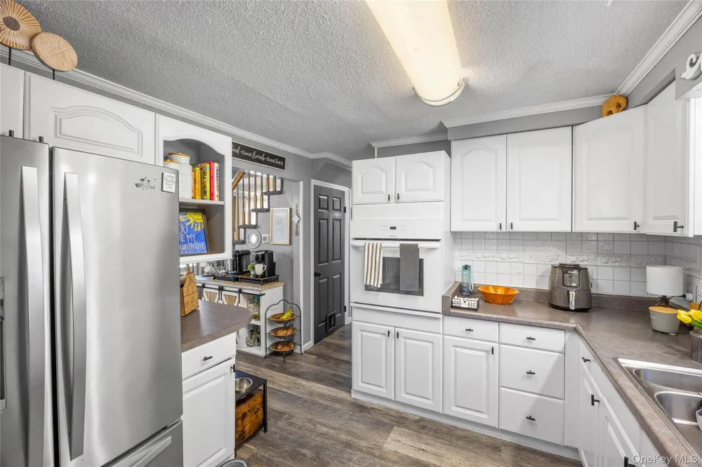 1430 12th Street West Babylon, NY 11704