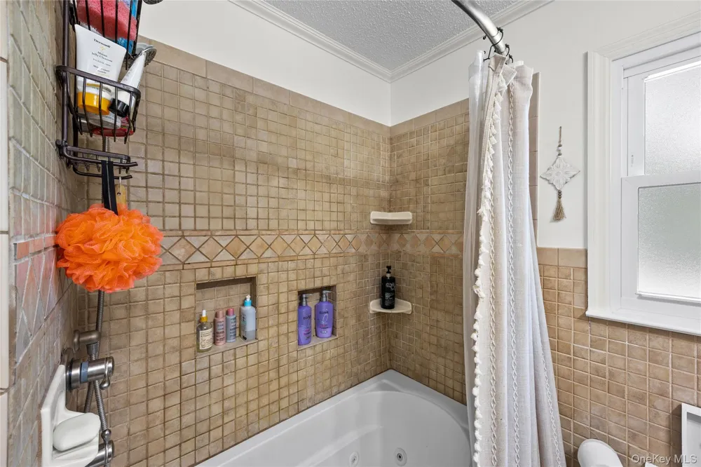1430 12th Street West Babylon, NY 11704