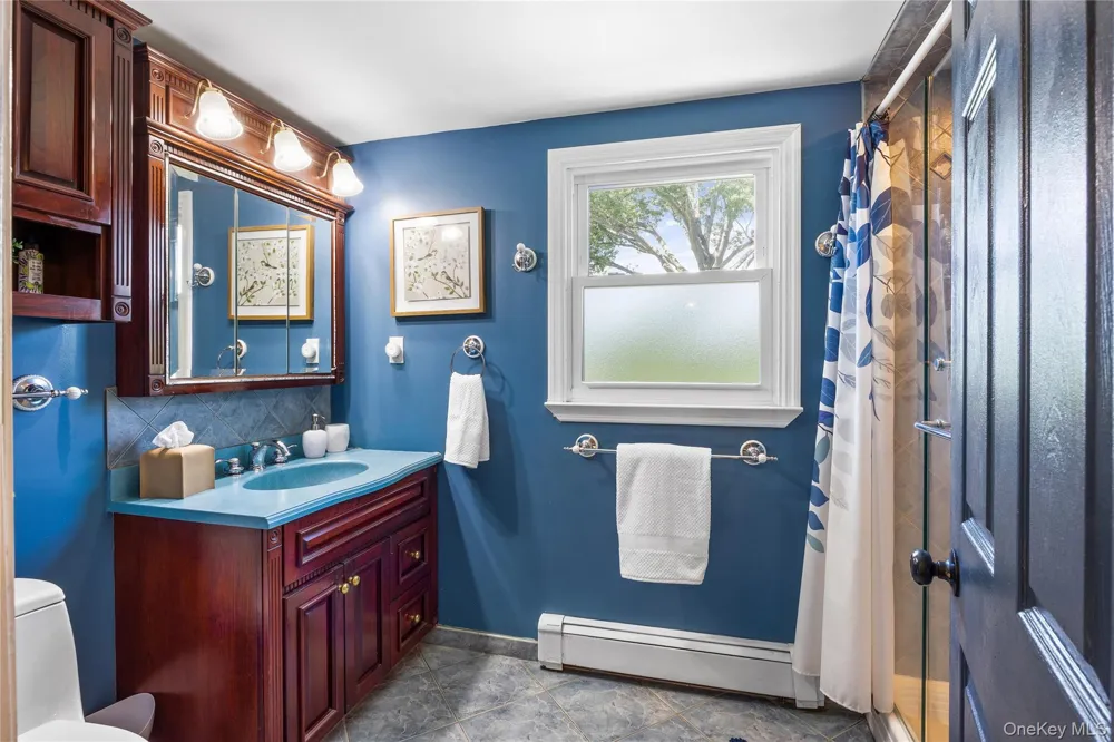1430 12th Street West Babylon, NY 11704