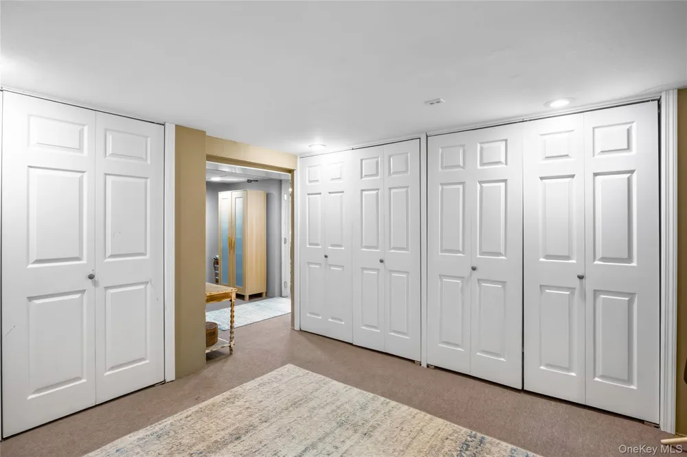 1430 12th Street West Babylon, NY 11704