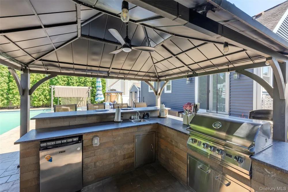 1430 12th Street West Babylon, NY 11704