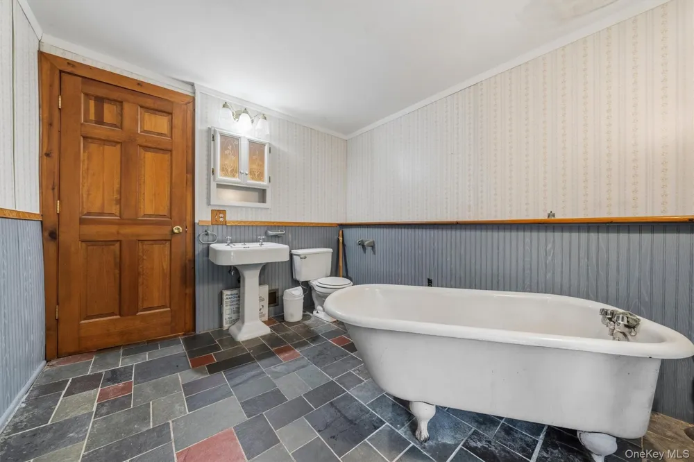 2430 State Route 207 Campbell Hall, NY 10916