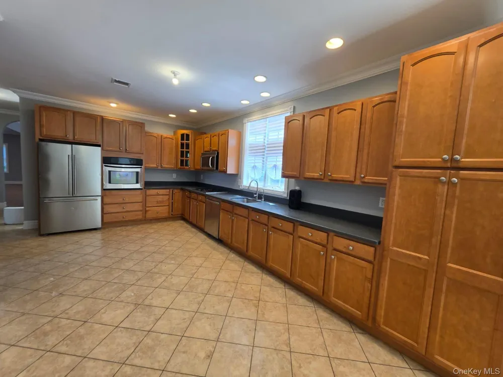 8 Brian Court Salisbury Mills, NY 12577