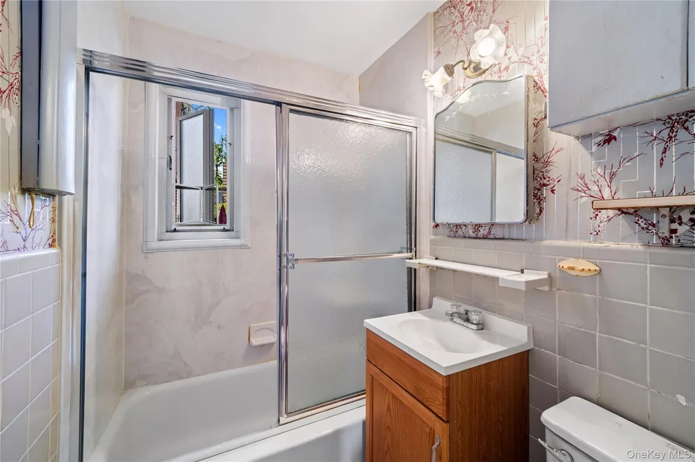 227-23 Hillside Avenue #Lower Queens Village, NY 11427