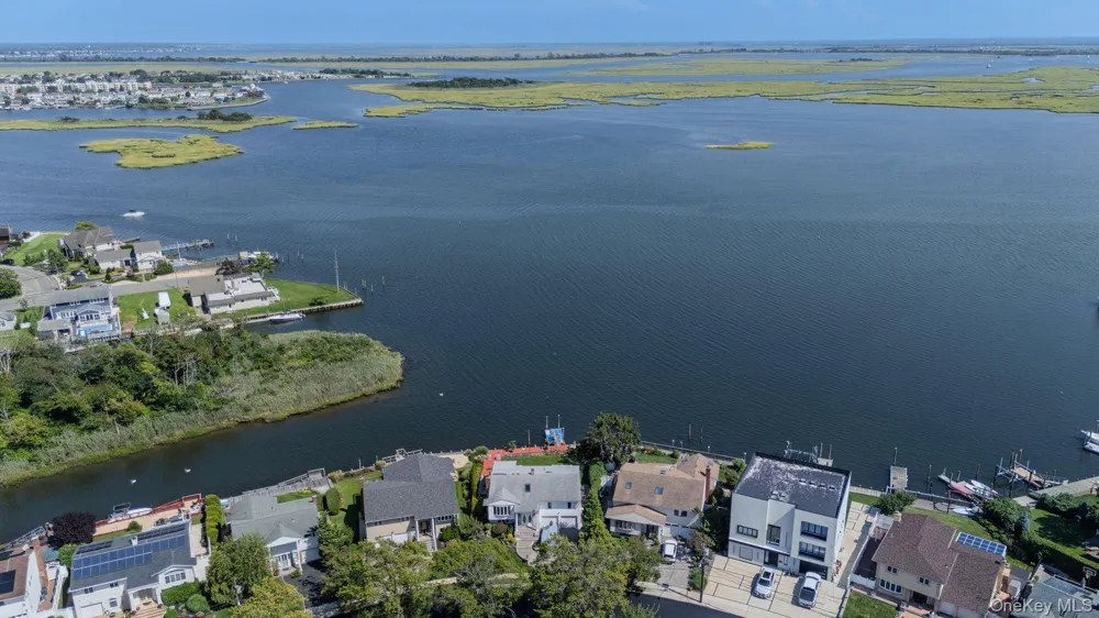 3529 Daniel Crescent Baldwin Harbor, NY 11510