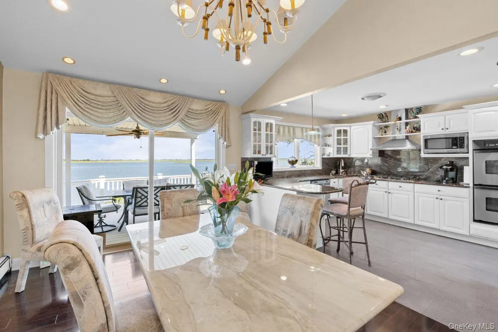 3529 Daniel Crescent Baldwin Harbor, NY 11510