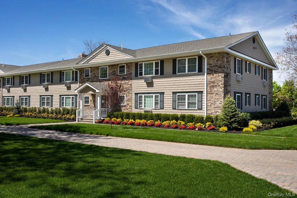 301 Robinson Avenue #301-7 Patchogue, NY 11772
