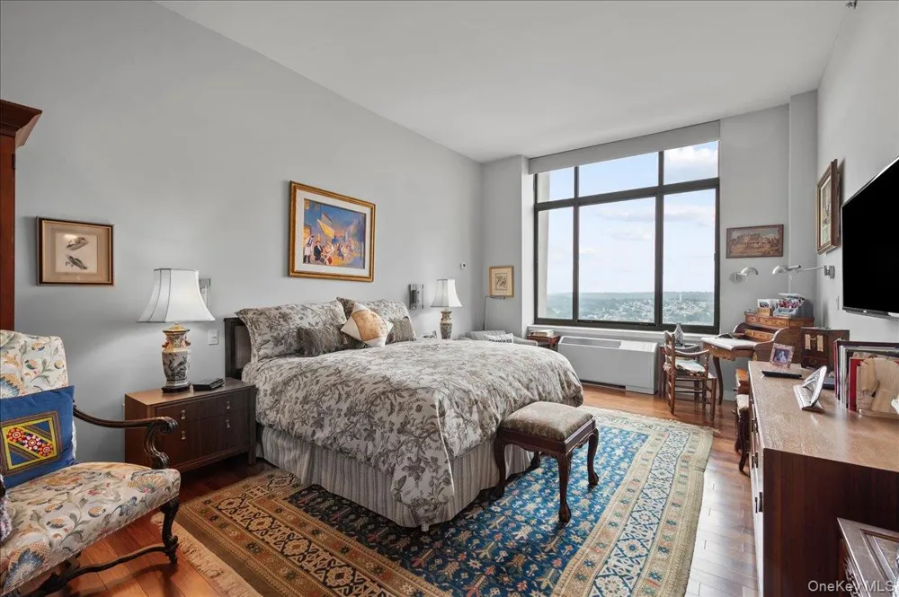 10 City Place #31H White Plains, NY 10601