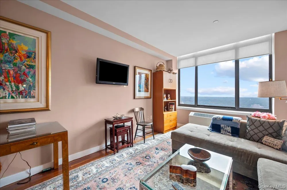 10 City Place #31H White Plains, NY 10601