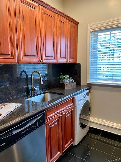554 New Highway #3-1A Hauppauge, NY 11788