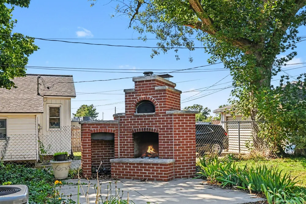 147 W 29th Street Holland, MI 49423