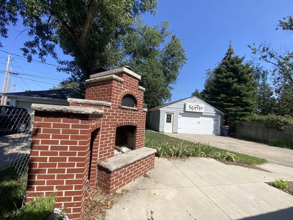 147 W 29th Street Holland, MI 49423