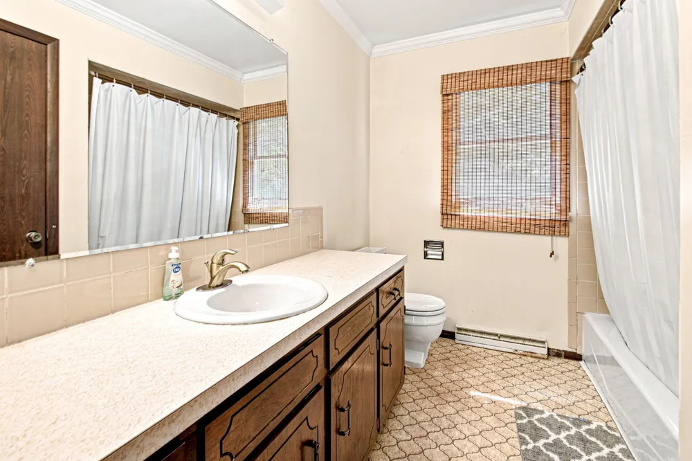 1436 St Joseph Circle St. Joseph, MI 49085