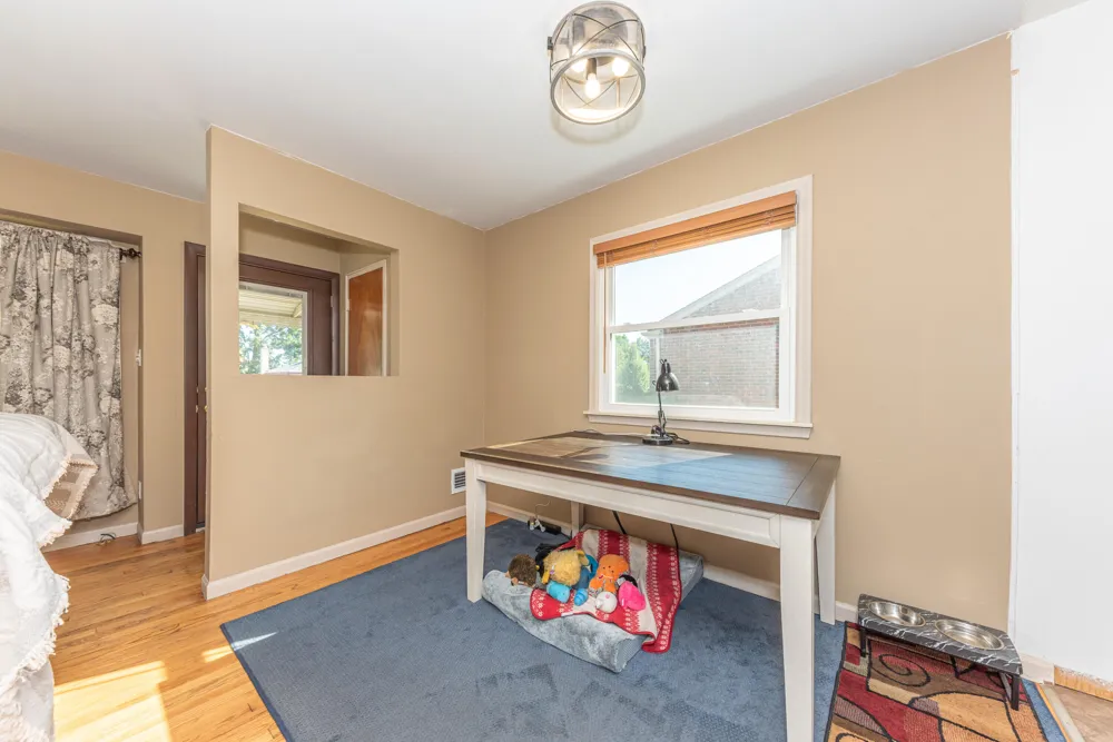 29865 Orangelawn Street Livonia, MI 48150