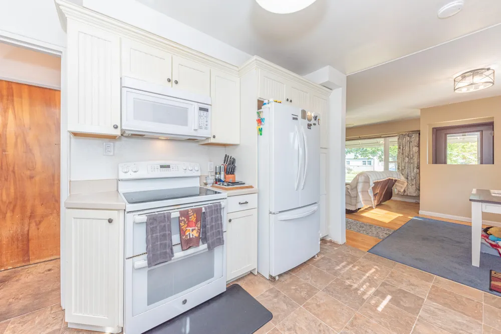 29865 Orangelawn Street Livonia, MI 48150