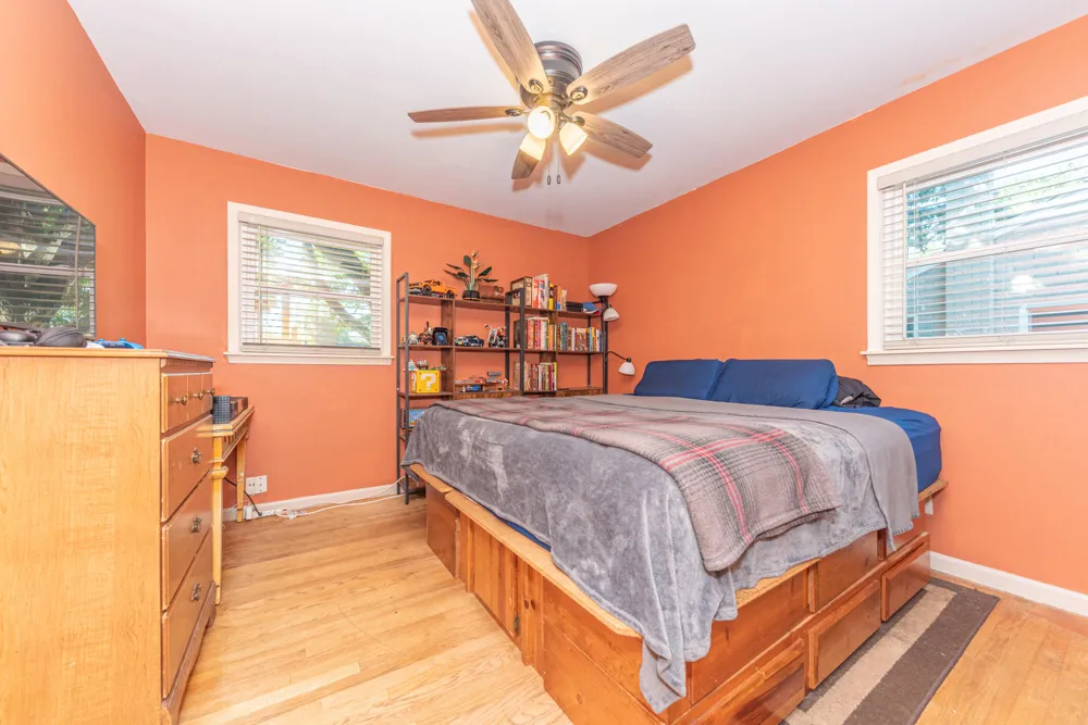 29865 Orangelawn Street Livonia, MI 48150