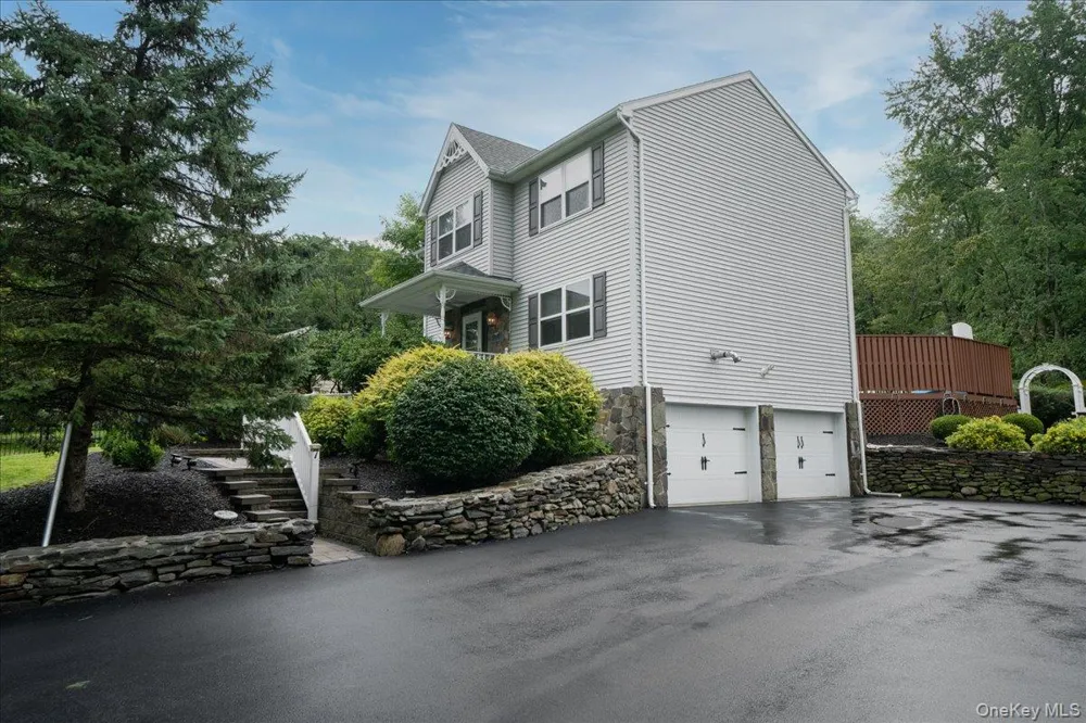 7 Laura Road Monroe, NY 10950