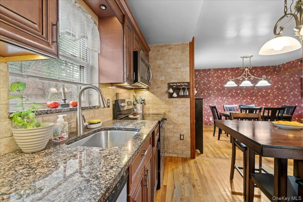 7 Laura Road Monroe, NY 10950