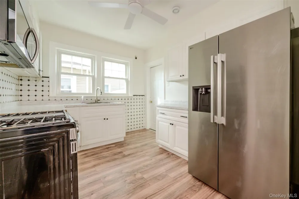 18 Watkins Street #Unit 3 Lynbrook, NY 11563