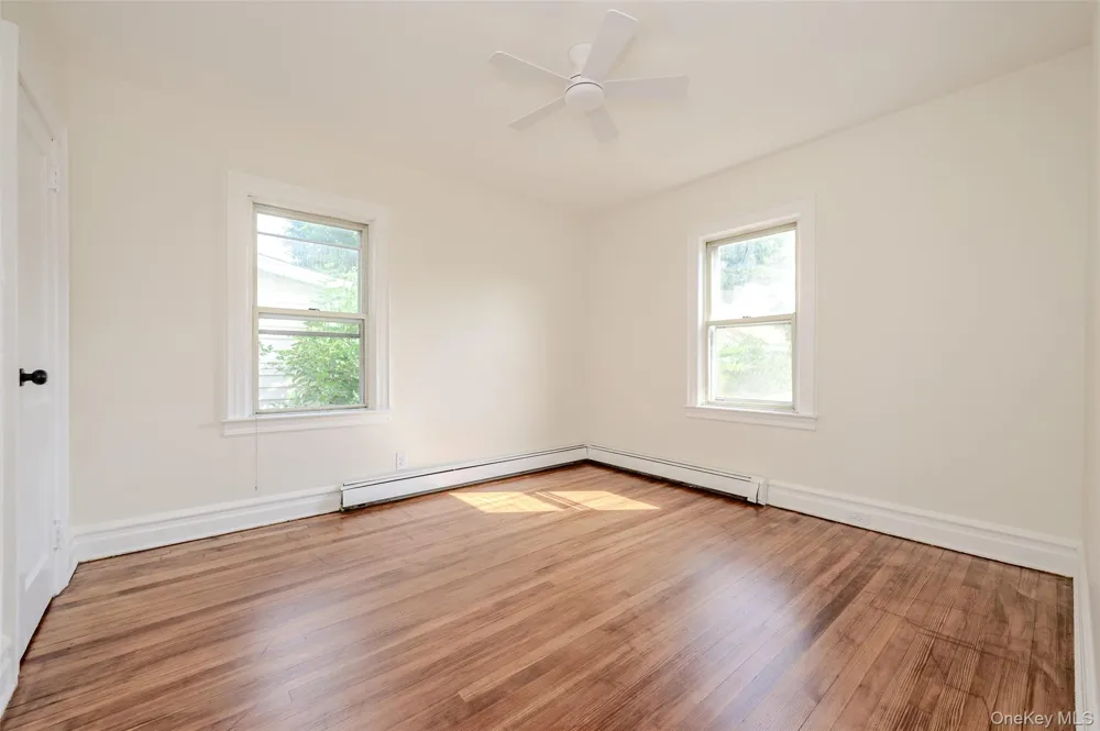 18 Watkins Street #Unit 3 Lynbrook, NY 11563