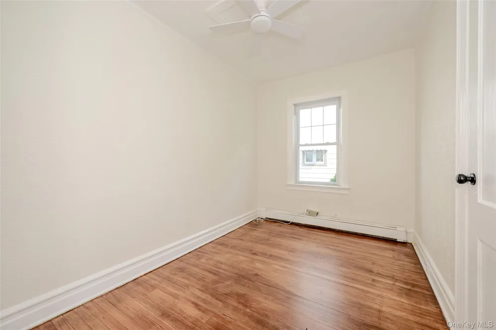 18 Watkins Street #Unit 3 Lynbrook, NY 11563