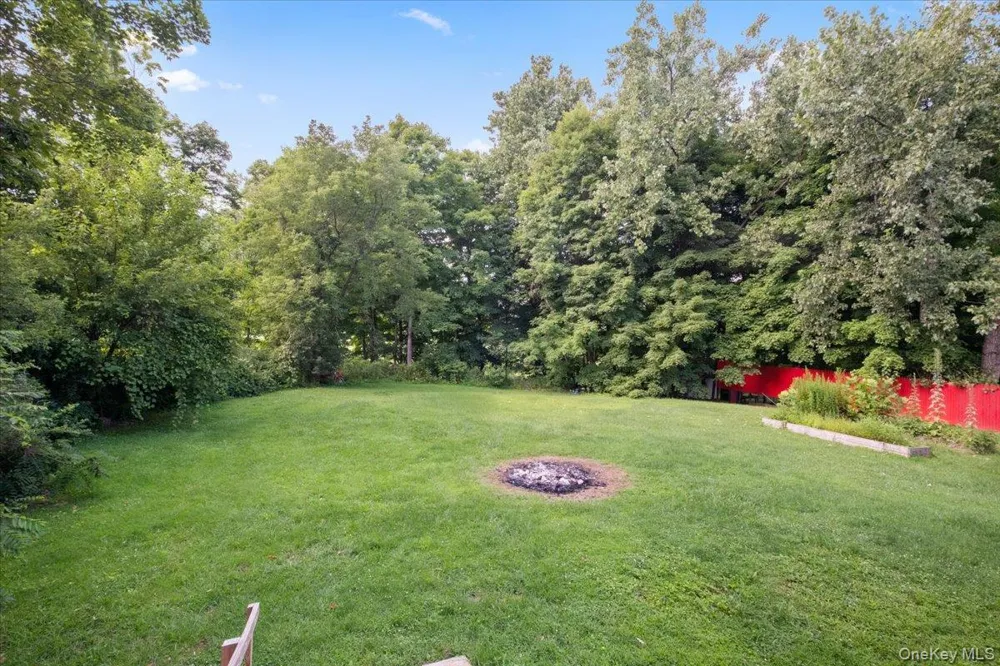 39 Farm Drive Dover Plains, NY 12522