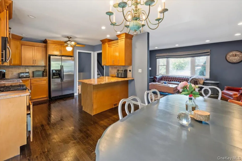 8 Foxwood Avenue Suffern, NY 10901