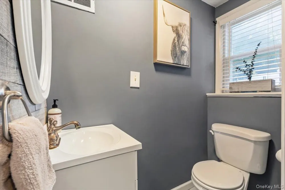 8 Foxwood Avenue Suffern, NY 10901