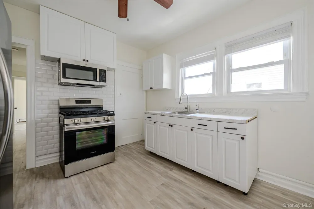 18 Watkins Street #Unit 2 Lynbrook, NY 11563