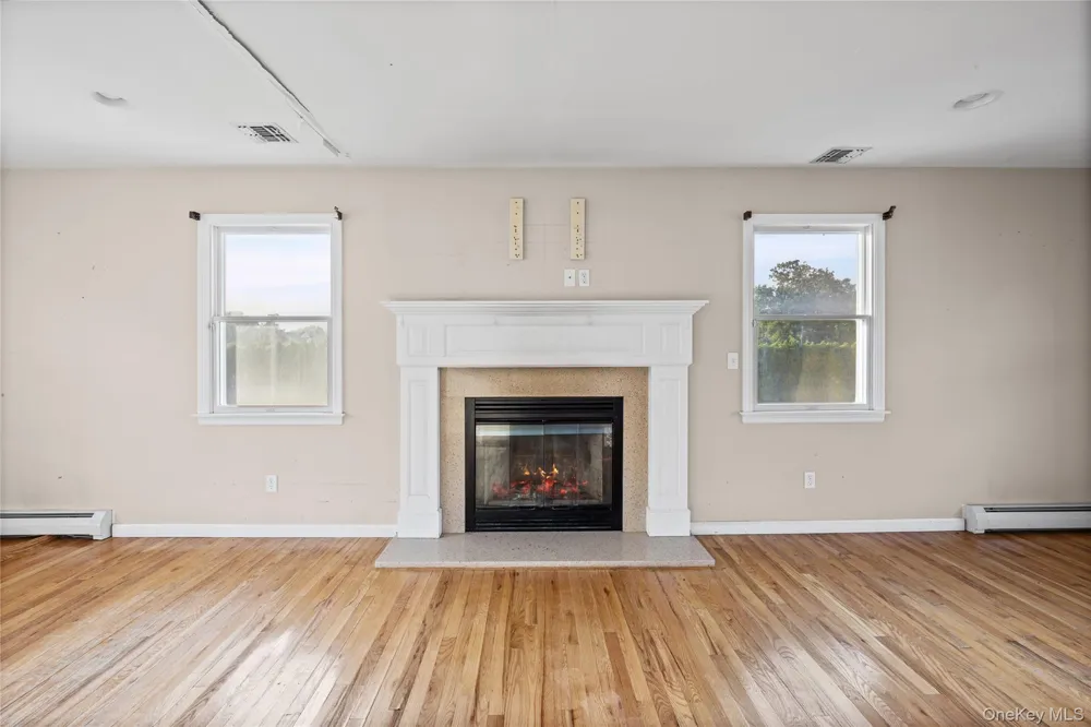 63 Nicholas Way Baiting Hollow, NY 11933