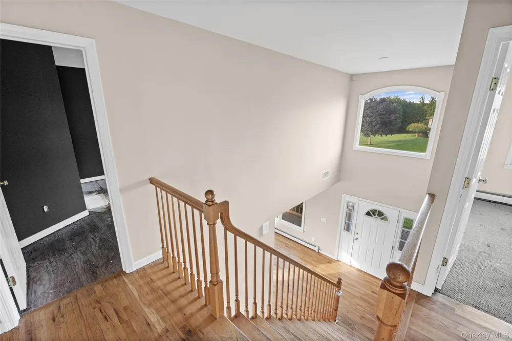63 Nicholas Way Baiting Hollow, NY 11933