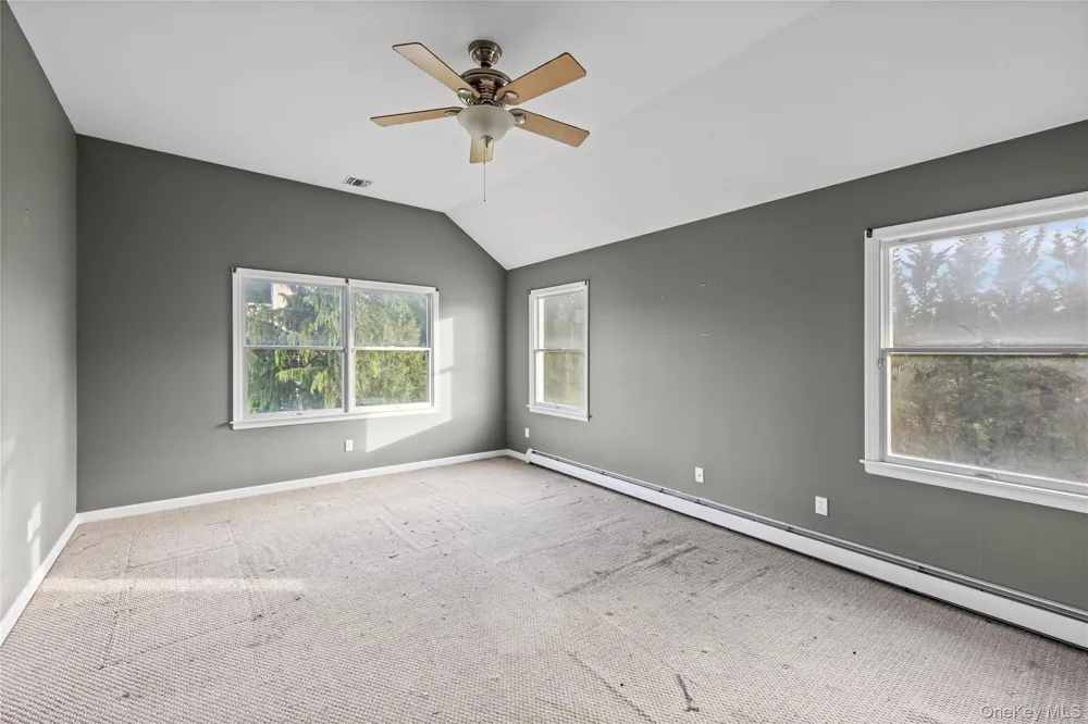 63 Nicholas Way Baiting Hollow, NY 11933