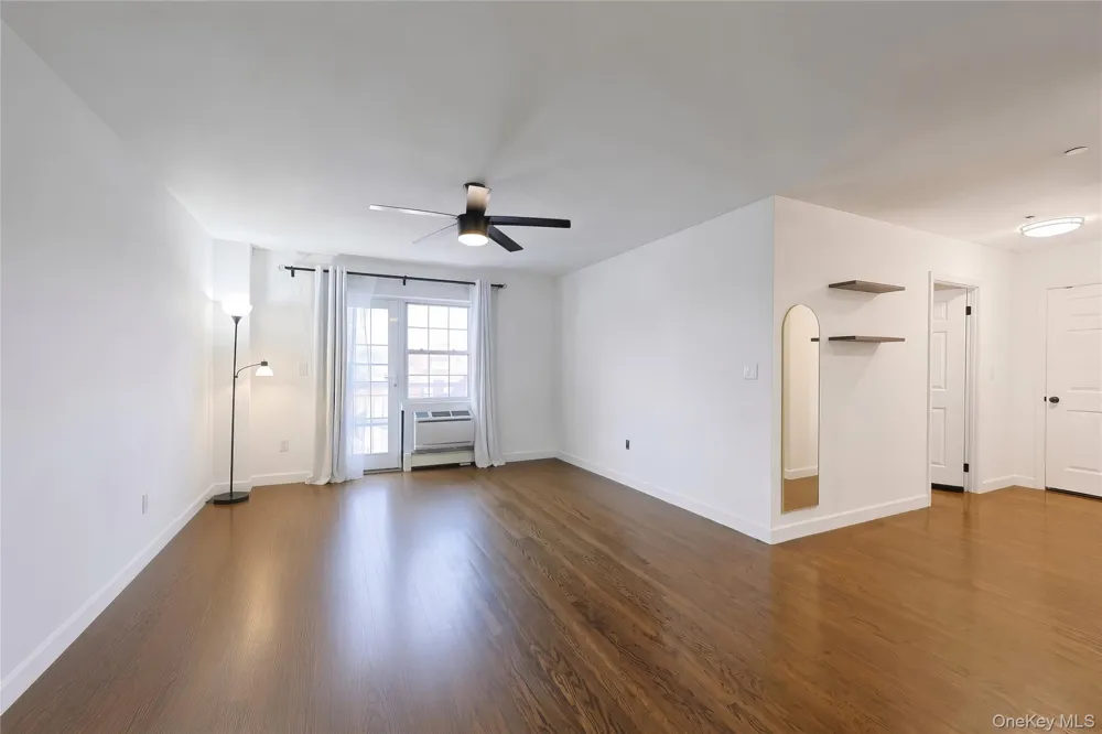 41-35 67th Street #4A Woodside, NY 11377