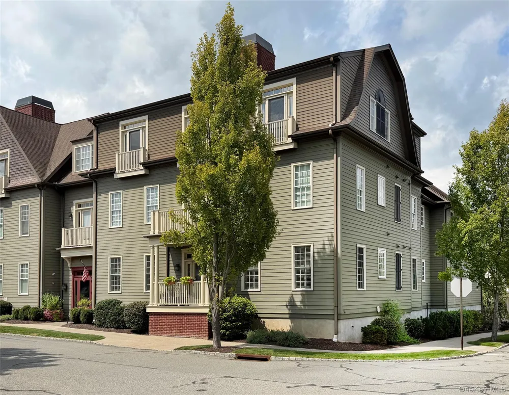 19 Cropsey Street #1 D Warwick, NY 10990