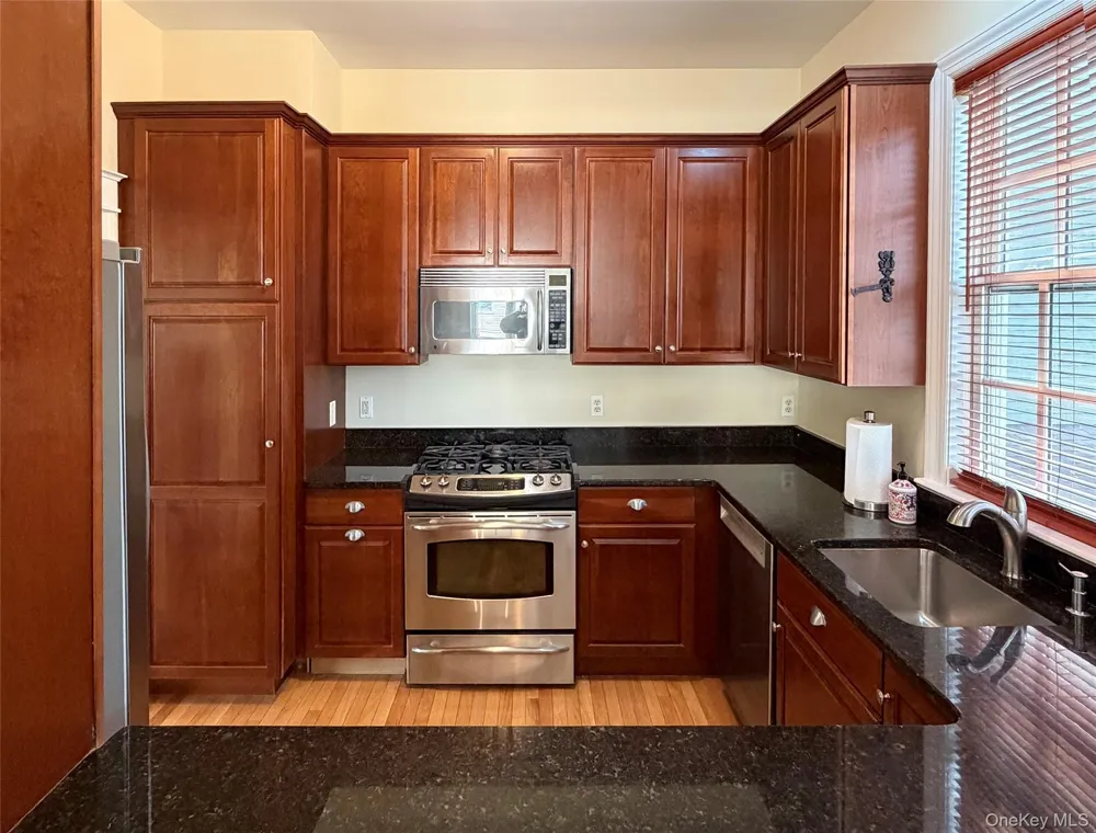 19 Cropsey Street #1 D Warwick, NY 10990