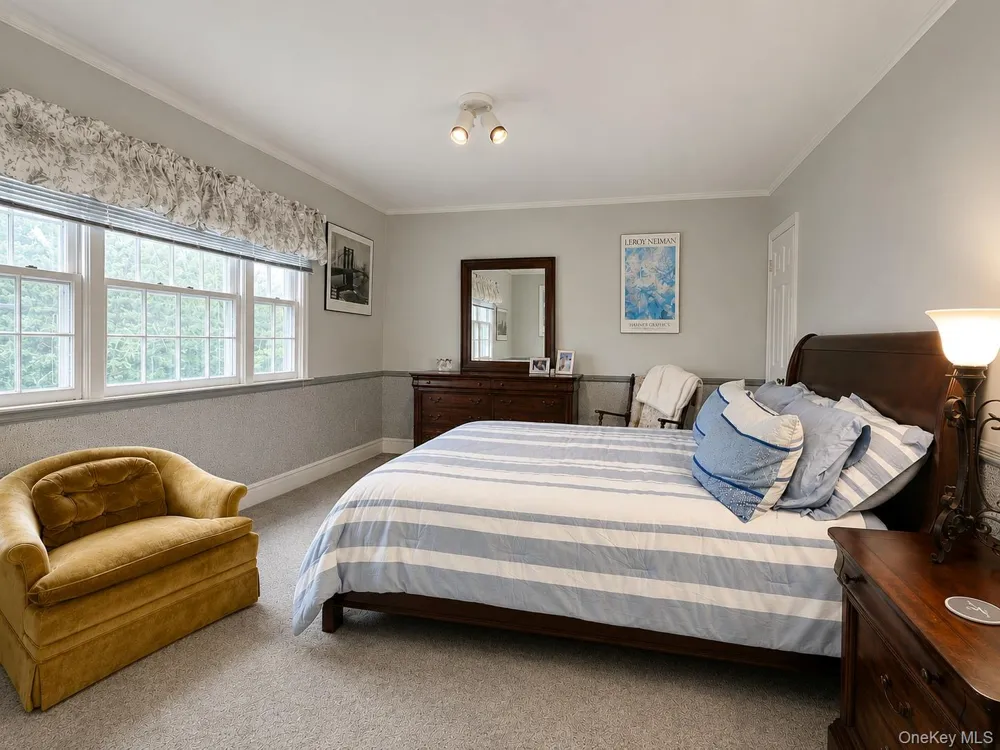 31 Griffen Avenue Scarsdale, NY 10583