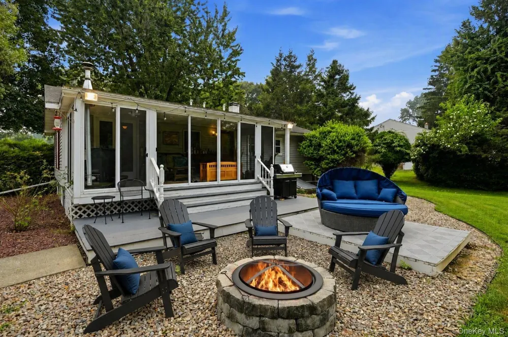 4 Seneca Lane Milton, NY 12547