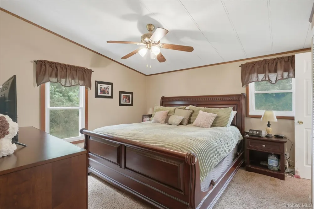 4 Seneca Lane Milton, NY 12547