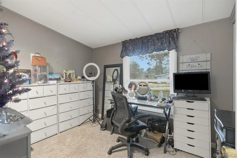 4 Seneca Lane Milton, NY 12547
