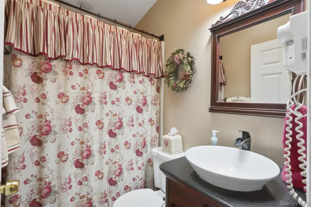 4 Seneca Lane Milton, NY 12547