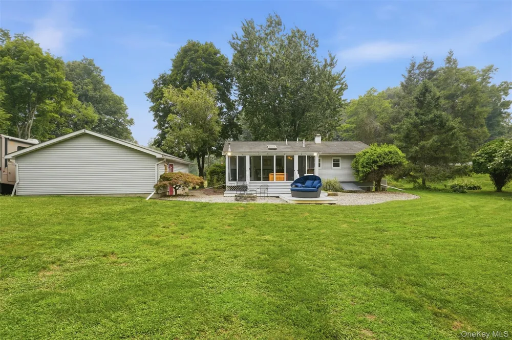 4 Seneca Lane Milton, NY 12547