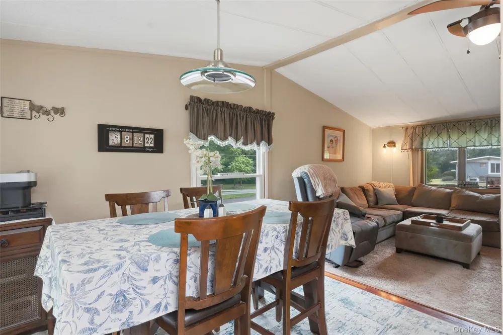 4 Seneca Lane Milton, NY 12547