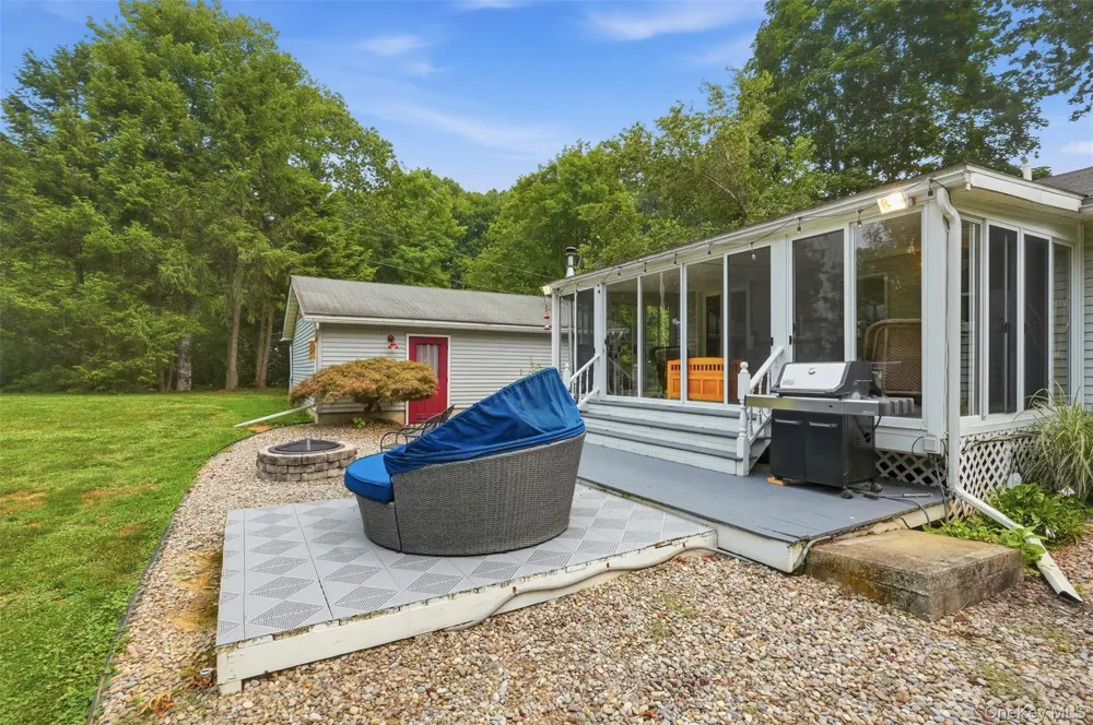 4 Seneca Lane Milton, NY 12547